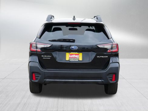 Used 2021 Subaru Outback Premium AWD/4WD image 6