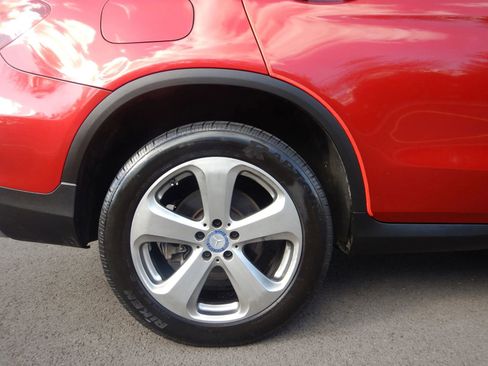 Used 2017 Mercedes-Benz GLC 300 4MATIC w/ Premium 2 Package image 30