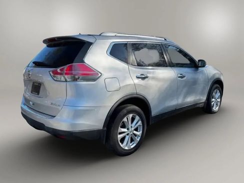 Used 2016 Nissan Rogue SV w/ SV Family Package AWD/4WD image 6