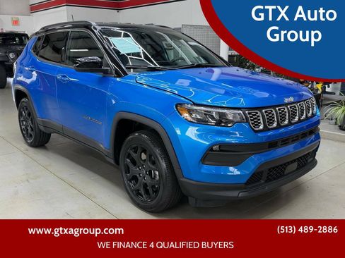Used 2026 Jeep Compass Limited AWD/4WD image 1