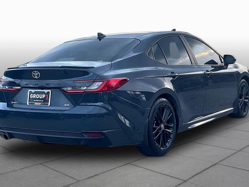 Used 2025 Toyota Camry SE w/ Convenience Package FWD image 13