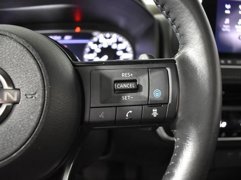 Certified 2023 Nissan Rogue SV w/ SV Premium B Package AWD/4WD image 17