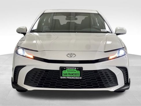 New 2026 Toyota Camry SE image 5