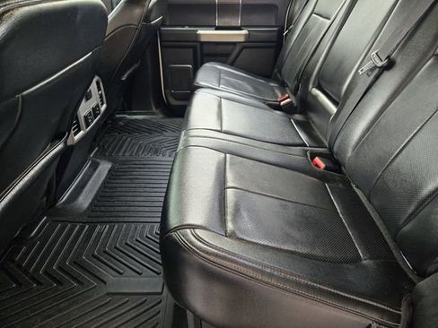 Used 2020 Ford F250 Lariat w/ Lariat Value Package AWD/4WD image 33