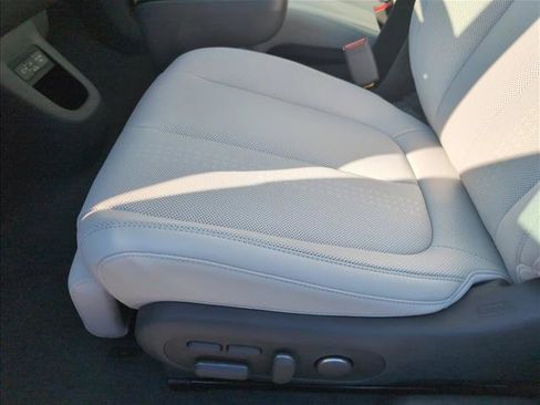 New 2026 Hyundai Ioniq 5 Limited image 4