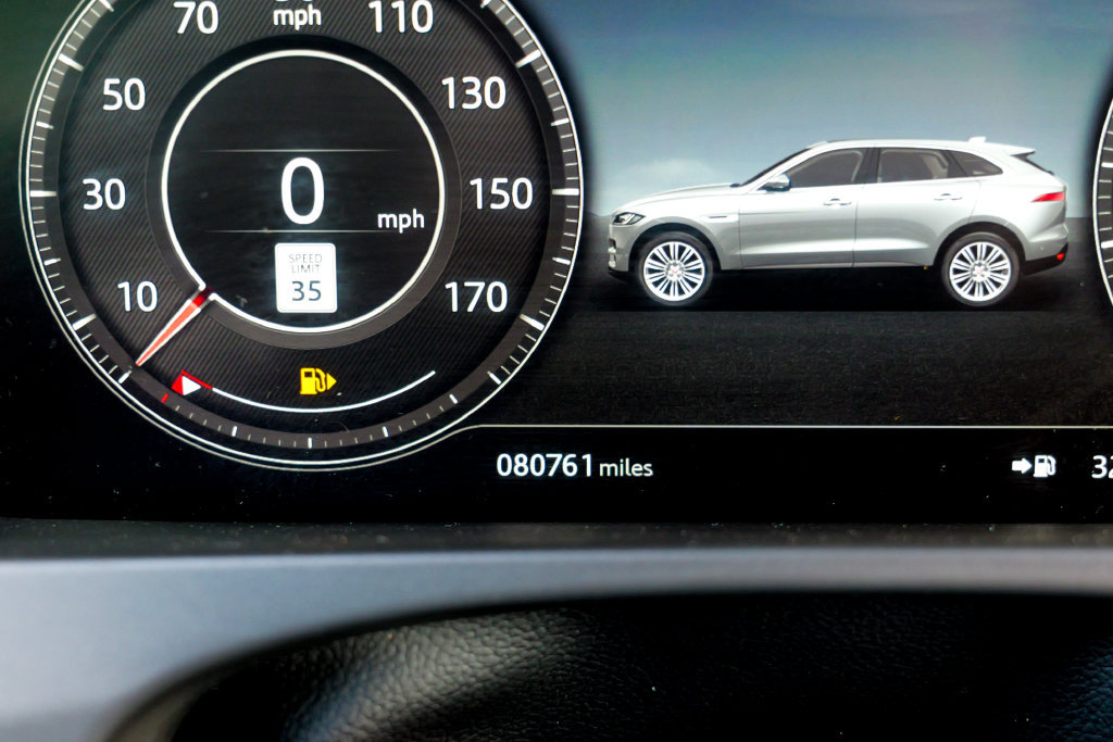 Used 2019 Jaguar F-PACE R-Sport AWD/4WD image 53