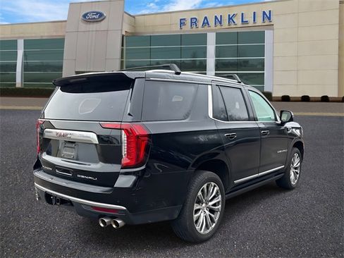 Used 2021 GMC Yukon Denali w/ Denali Premium Package image 7