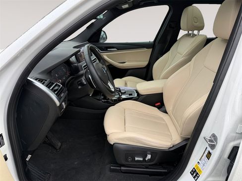 Certified 2023 BMW X3 xDrive30i w/ Premium Package image 2