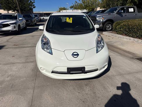 Used 2017 Nissan Leaf SV image 8