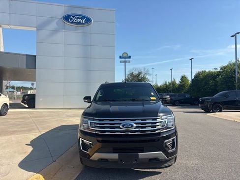 Used 2021 Ford Expedition Limited AWD/4WD image 8