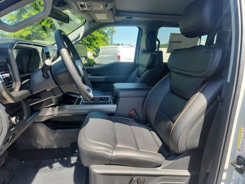 New 2026 Ford F250 Lariat w/ Lariat Ultimate Package AWD/4WD image 13