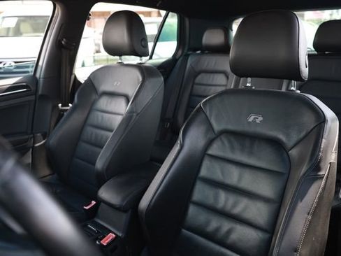 Used 2015 Volkswagen Golf R 4-Door image 9