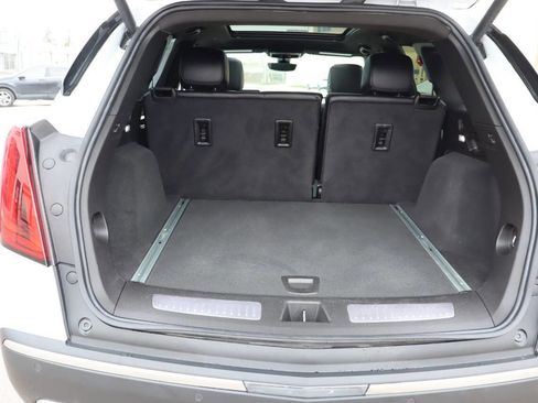 Used 2023 Cadillac XT5 Premium Luxury w/ Technology Package image 11