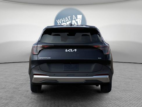 New 2026 Kia Sportage LX image 13