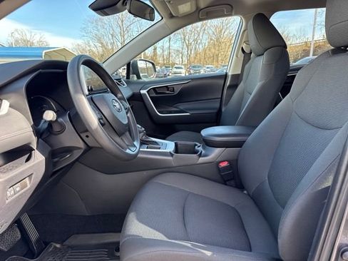 Used 2024 Toyota RAV4 LE image 12