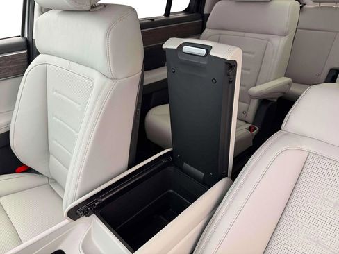 New 2026 Hyundai Santa Fe Calligraphy w/ Tow & Go Package image 18