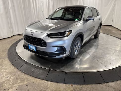 New 2026 Honda HR-V LX image 1