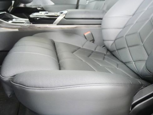 New 2026 BMW 760i xDrive AWD/4WD image 9