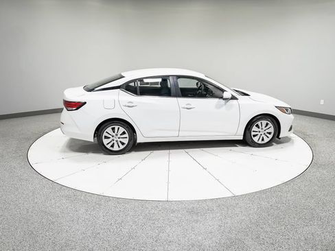 Used 2022 Nissan Sentra S FWD image 27