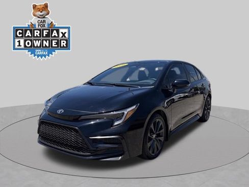 Used 2026 Toyota Corolla SE FWD image 1