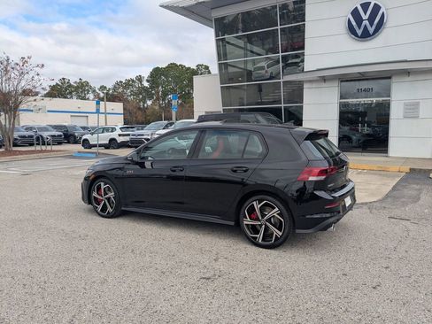 New 2026 Volkswagen GTI SE image 4
