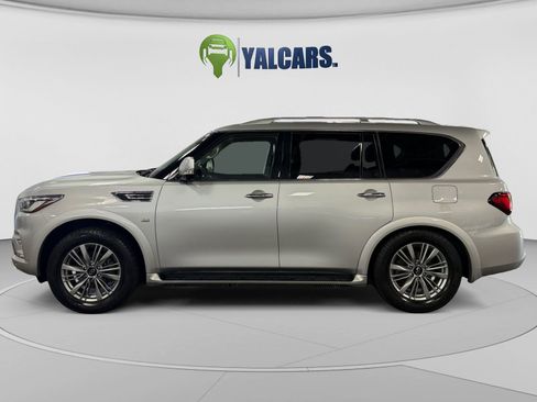 Used 2018 INFINITI QX80 4WD w/ Driver Assistance Package image 2