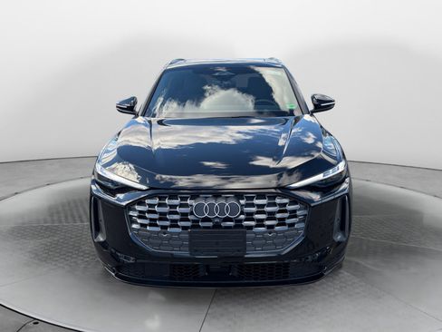 New 2025 Audi Q5 Premium Plus image 2