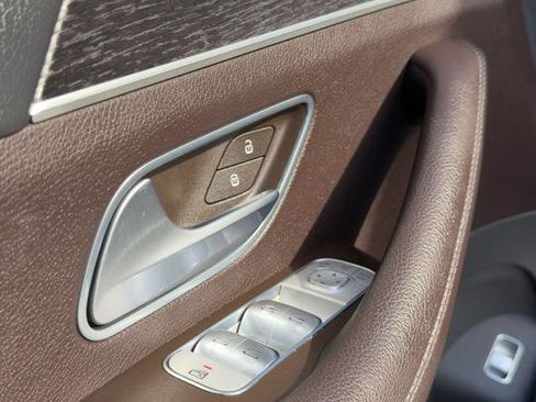 Used 2020 Mercedes-Benz GLS 450 4MATIC image 20