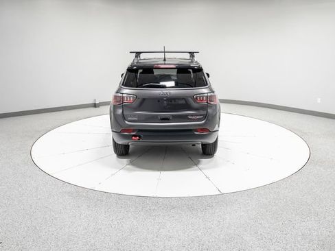Used 2018 Jeep Compass Trailhawk w/ Navigation Group AWD/4WD image 31