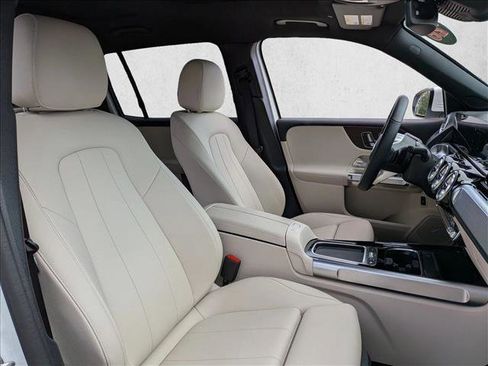 Certified 2026 Mercedes-Benz GLB 250 image 19
