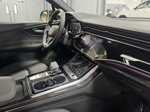 Used 2026 Audi Q7 3.0T Premium Plus w/ Premium Plus Package AWD/4WD image 31