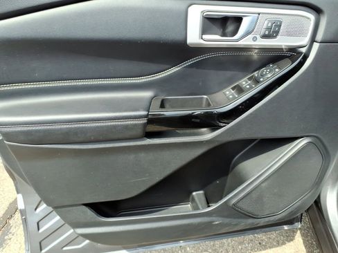 Used 2022 Ford Explorer ST w/ Equipment Group 401A AWD/4WD image 15