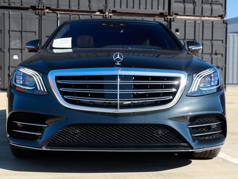 Used 2019 Mercedes-Benz S 560 Sedan image 22
