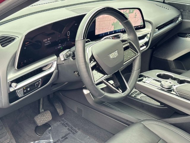 Certified 2024 Cadillac Lyriq Luxury w/ LPO, Floor Liner Package AWD/4WD image 20