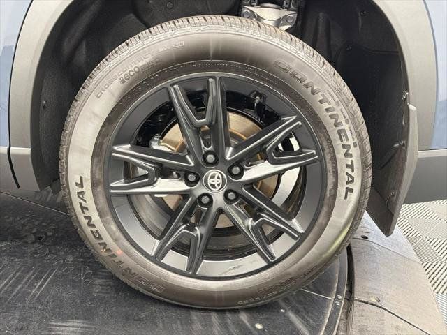 Certified 2026 Toyota Grand Highlander AWD image 16