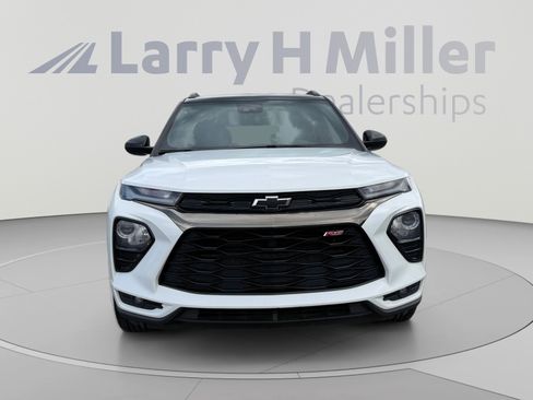 Used 2021 Chevrolet TrailBlazer RS w/ Sun and Liftgate Package AWD/4WD image 8