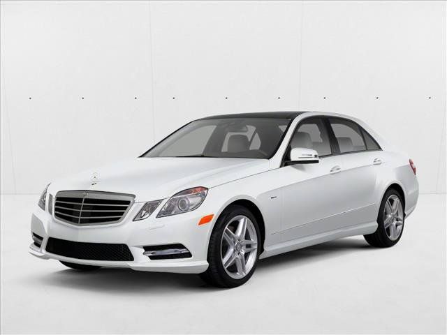 Used 2013 Mercedes-Benz E 350 Sedan image 1