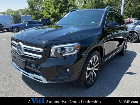 Certified 2022 Mercedes-Benz GLB 250 4MATIC image 4
