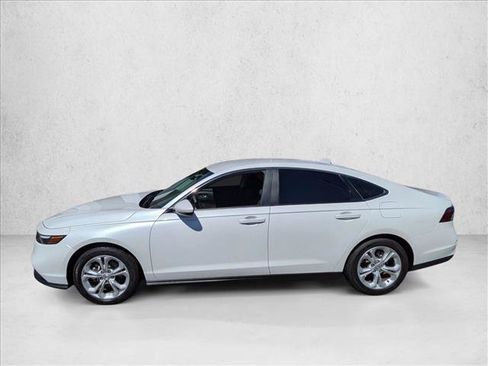 Used 2025 Honda Accord LX image 8