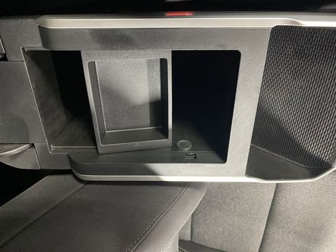 Used 2025 GMC Terrain Elevation image 37