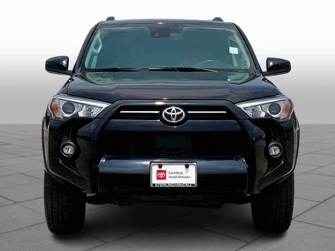 Used 2021 Toyota 4Runner SR5 RWD image 4