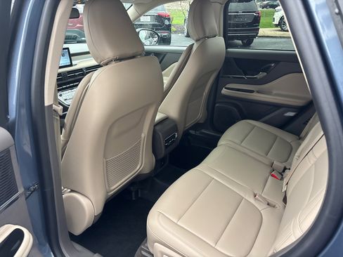 Certified 2022 Lincoln Corsair FWD image 27