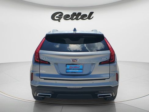 Used 2025 Cadillac XT4 Premium Luxury FWD image 6