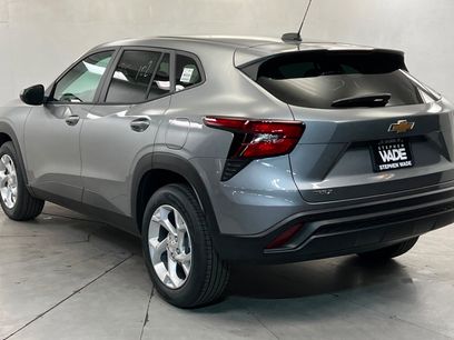 New 2026 Chevrolet Trax LS w/ LS Convenience Package