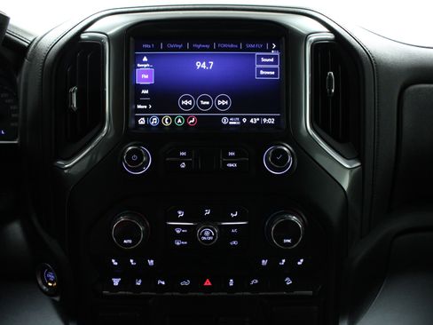 Used 2023 Chevrolet Silverado 2500 LTZ w/ Carhartt Edition image 22