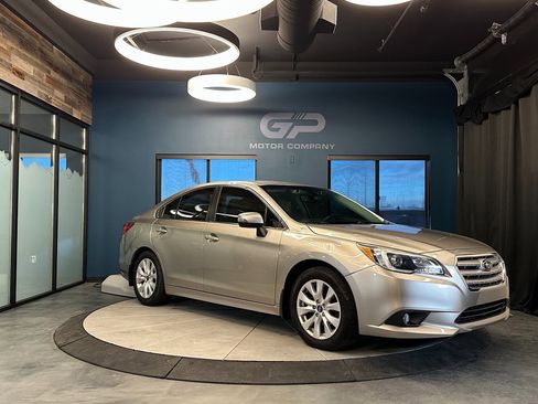Used 2017 Subaru Legacy 2.5i Premium image 1