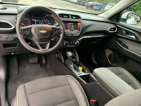 Used 2021 Chevrolet TrailBlazer LT w/ Driver Confidence Package AWD/4WD image 19