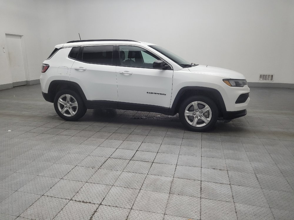 Used 2023 Jeep Compass Latitude AWD/4WD image 11