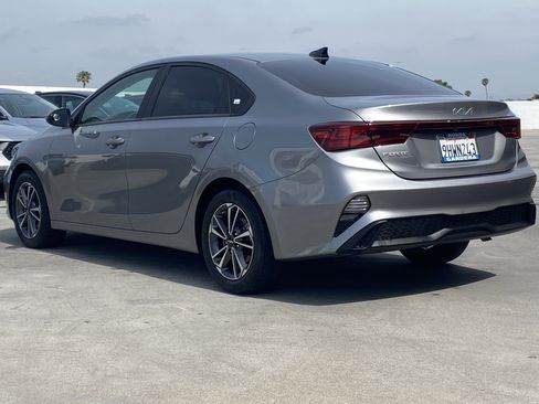 Used 2023 Kia Forte LXS image 4