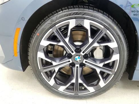 Used 2025 BMW 330i Sedan RWD image 78